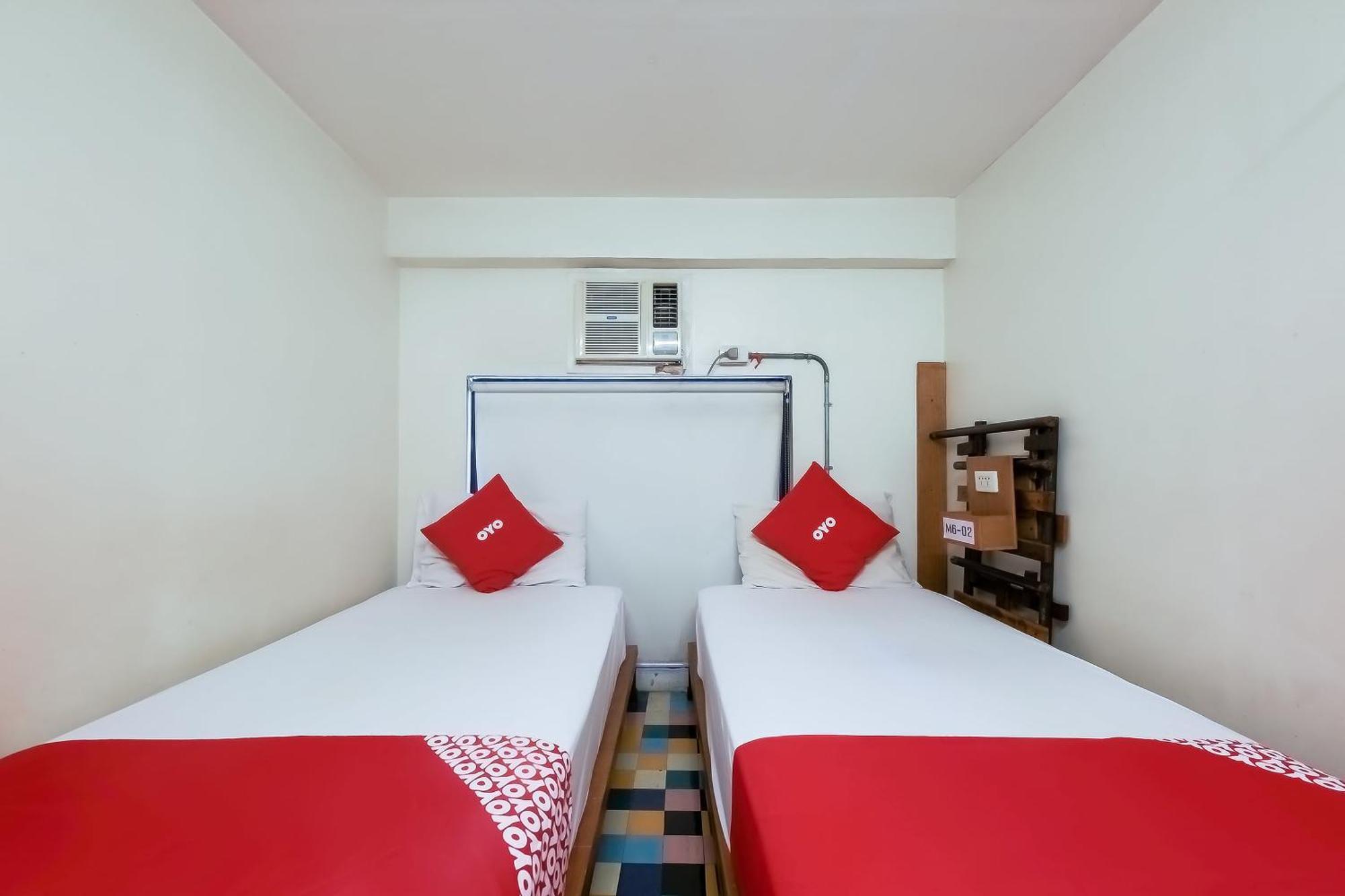 Spot On Junction Hostel Makati City Bagian luar foto